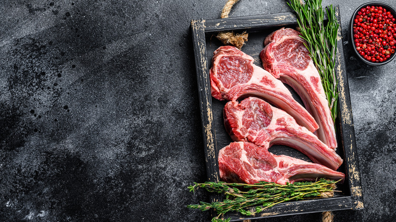 tray of lamb meat