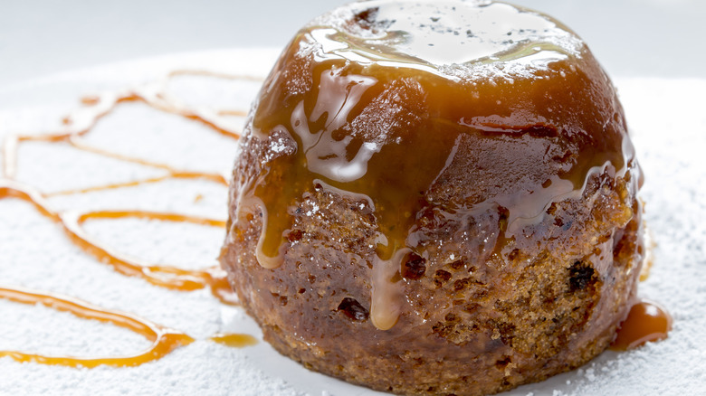 Sticky toffee pudding 