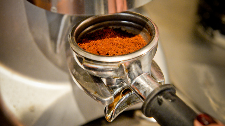 Ground coffee for espresso