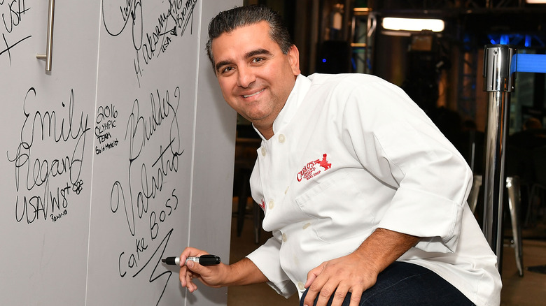  "Cake Boss" Buddy Valastro signing name