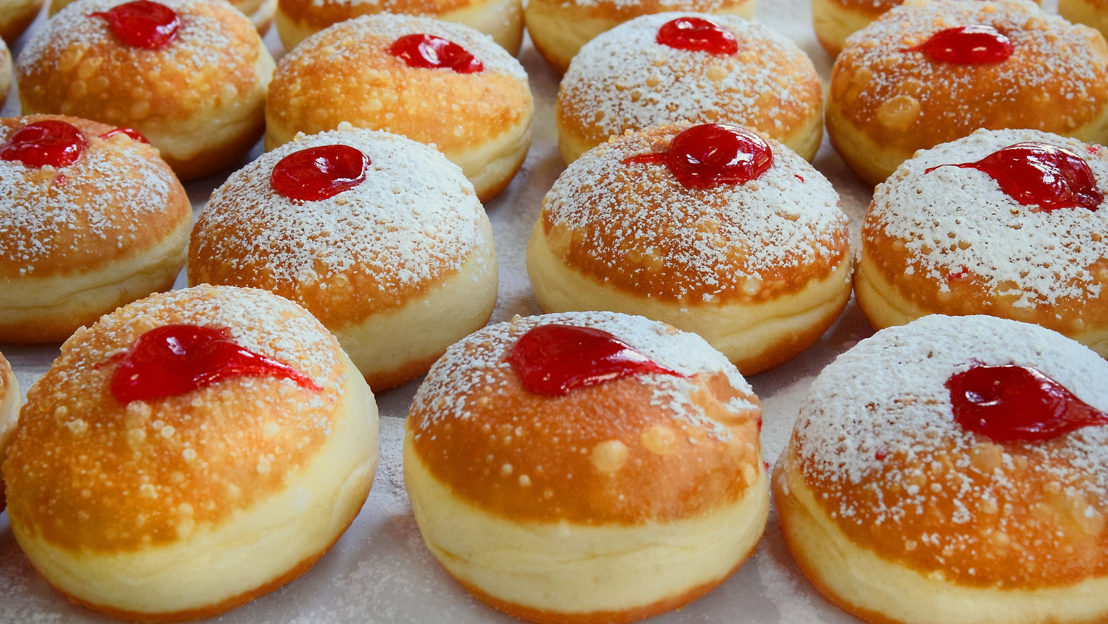 what-sufganiyot-symbolize-on-hanukkah