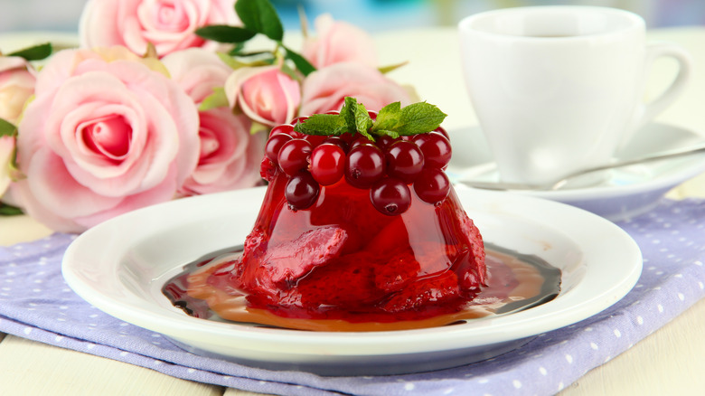 Cranberry jello mold
