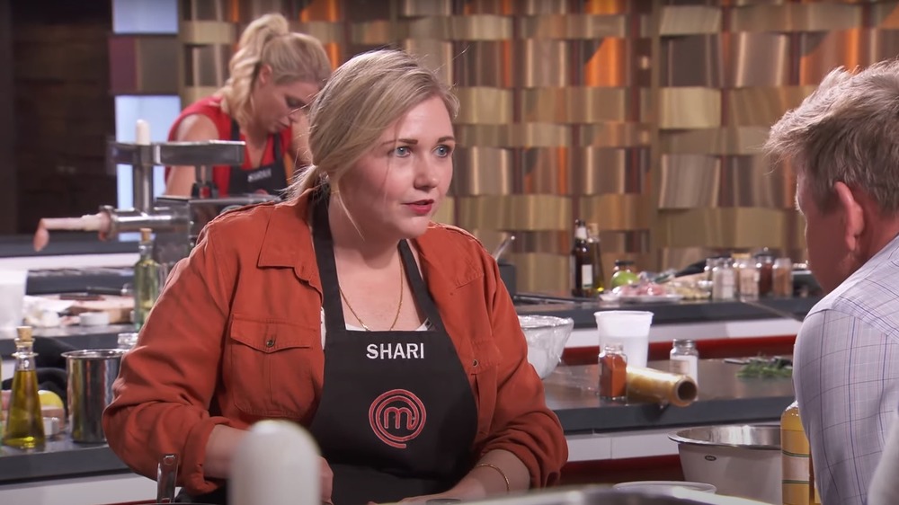 Masterchef contestant Shari talking to Gordon Ramsay