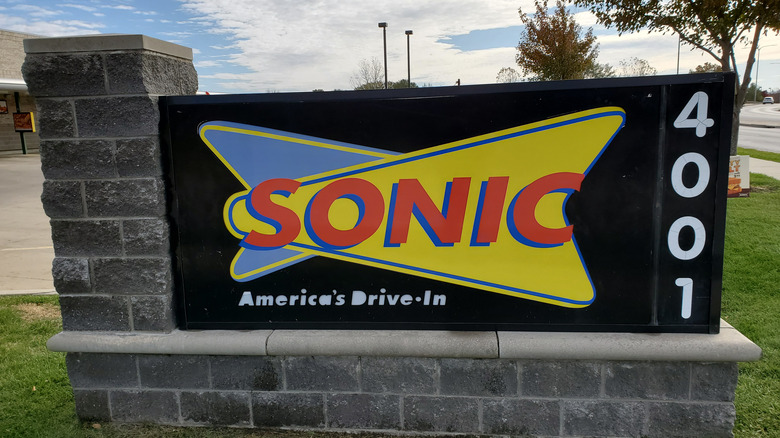 Sonic Drive-In logo