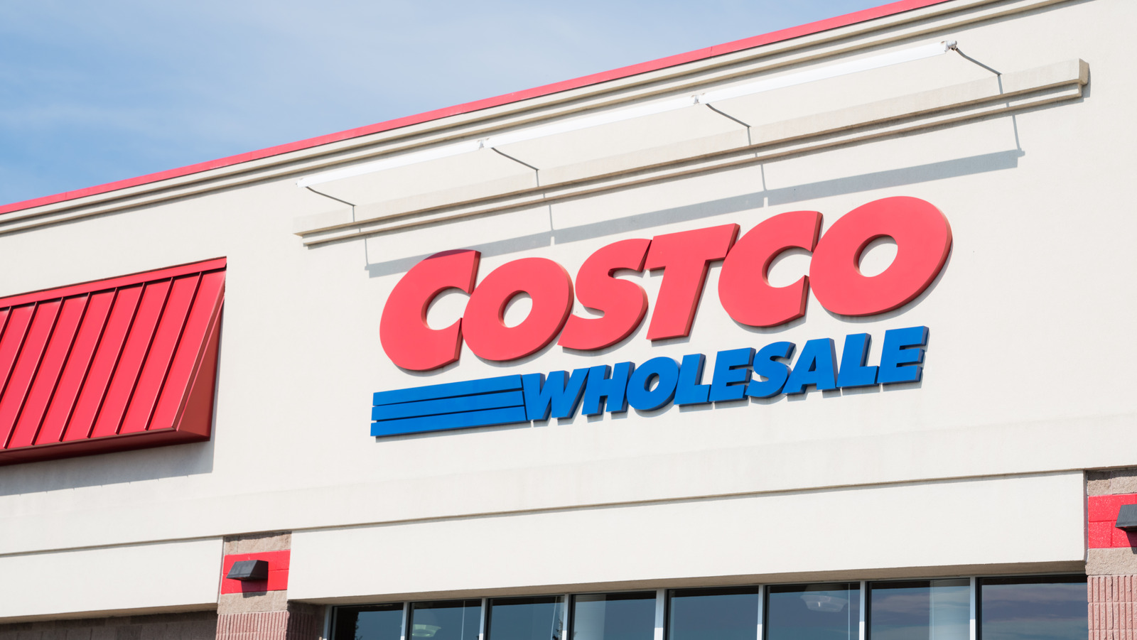 What This Secret Symbol On Costco Price Tags Really Means