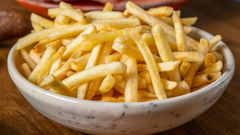 Bowl of fries