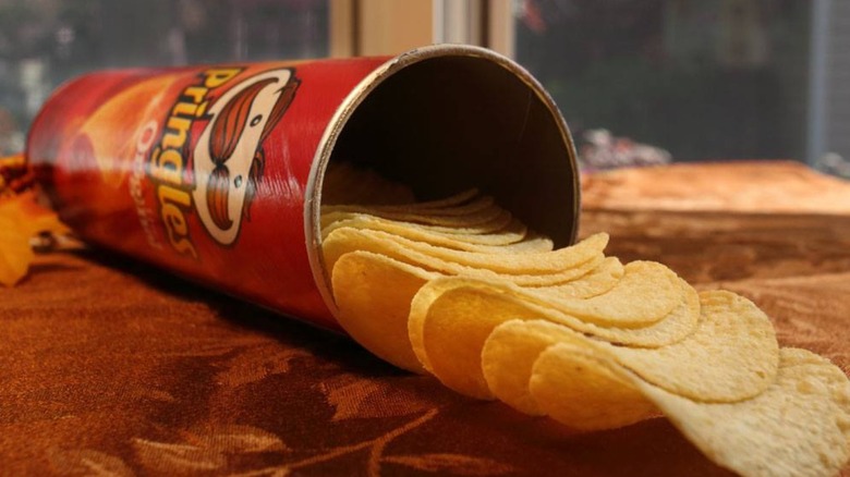 Pringles chips