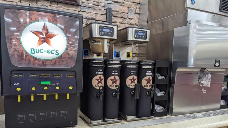 Buc-ee's coffee machines