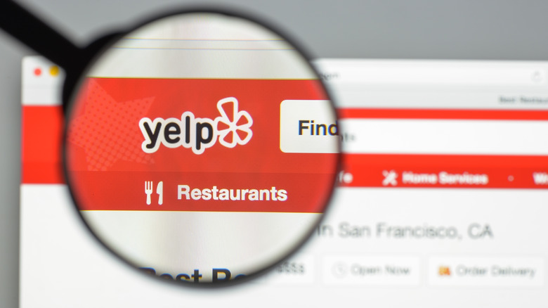 Closeup of Yelp website