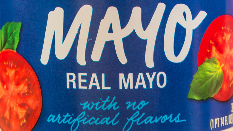 Closeup of Kraft Mayo label