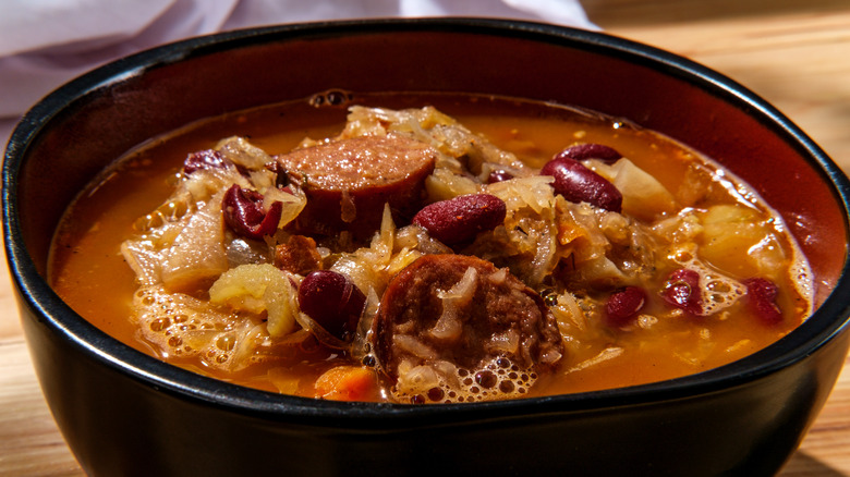 Kielbasa stew with sauerkraut