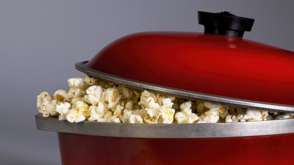 Popcorn in a pot