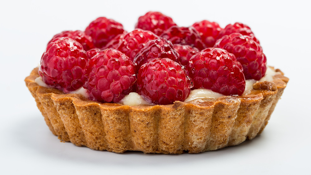 Fruit tart with raspberries