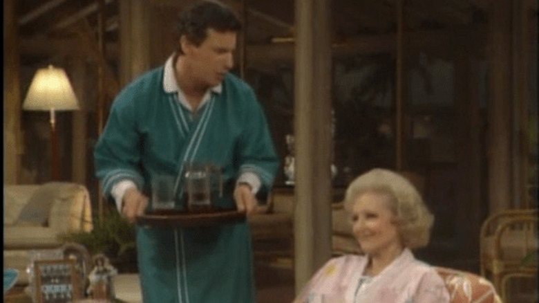 Coco and Rose on The Golden Girls' set