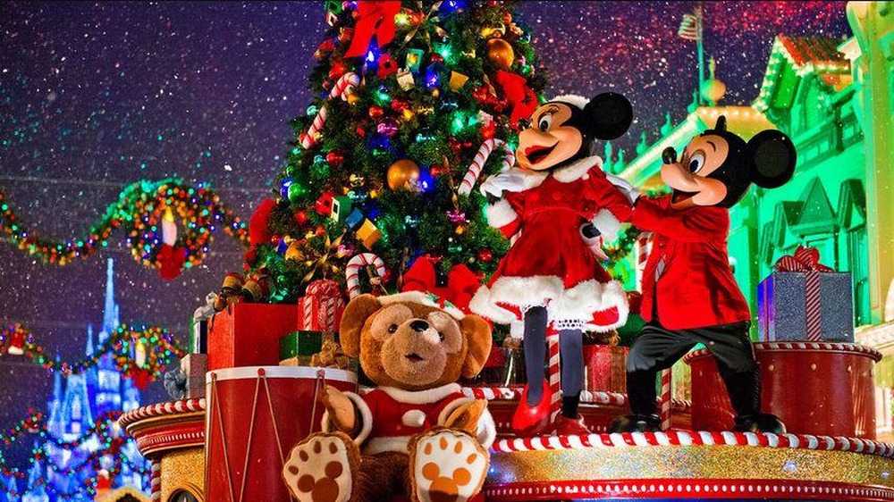 Christmas Mickey Mouse from Disney