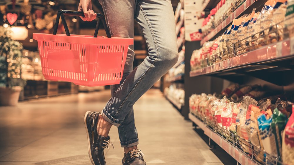 customer with shopping basket 