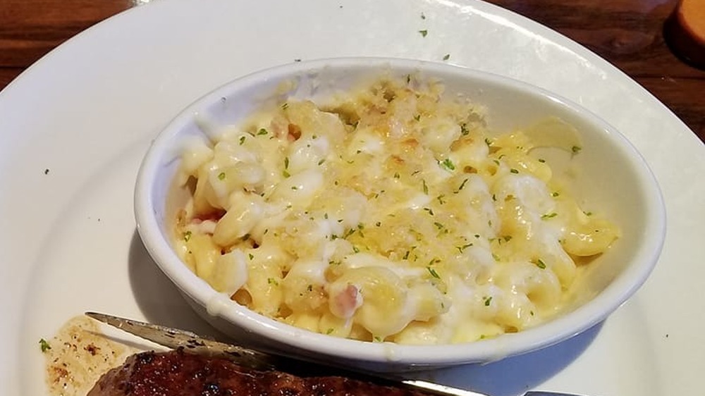 LongHorn Steakhouse mac and cheese