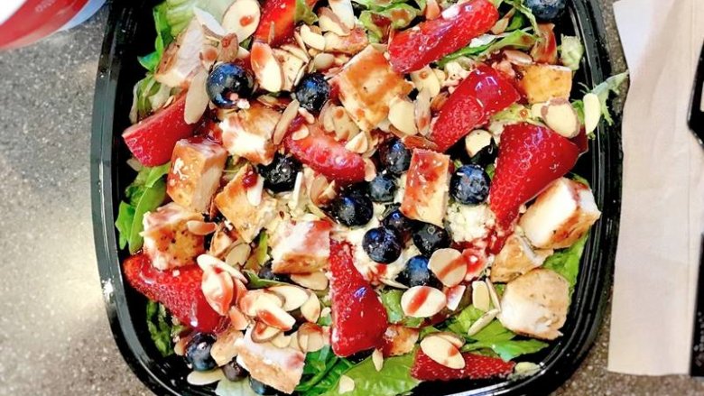 wendy's berry burst salad