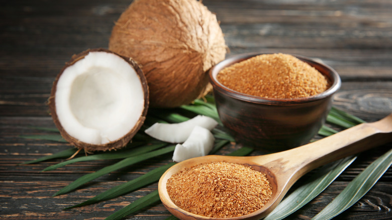 coconut sugar in bowl and spoon