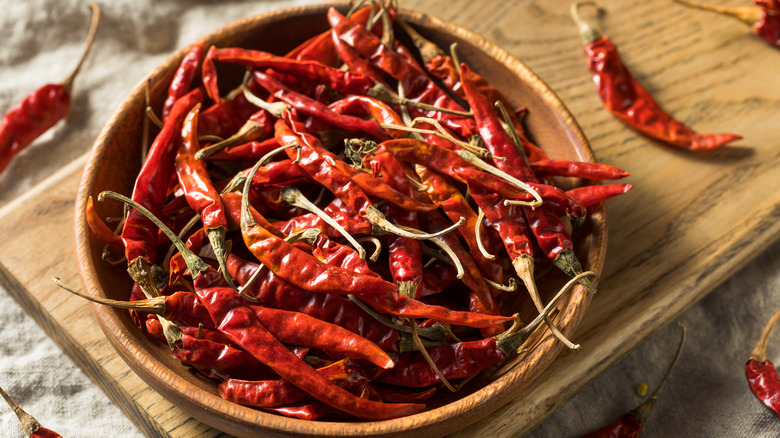 bowl of arbol peppers