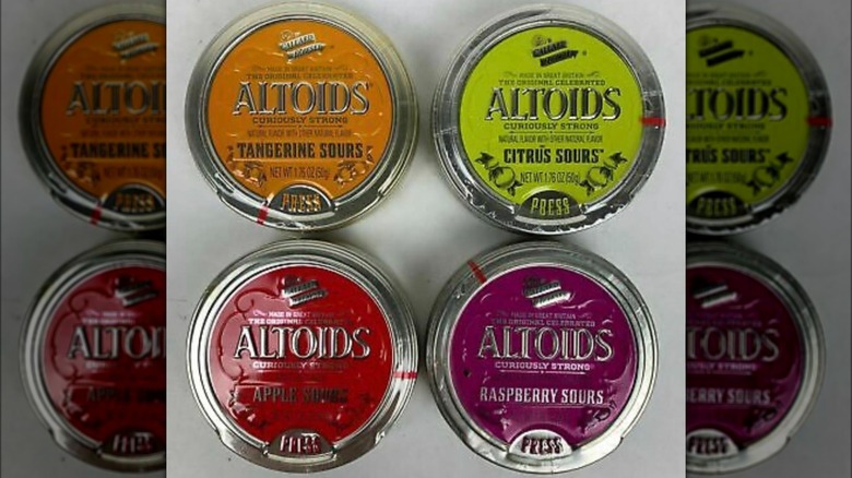 4 tins of altoids sours