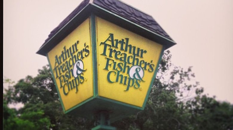 arthur treachers sign