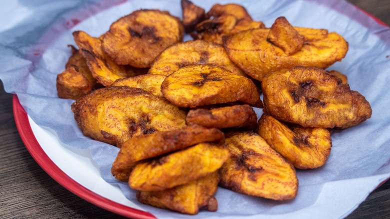 fried sliced plantains