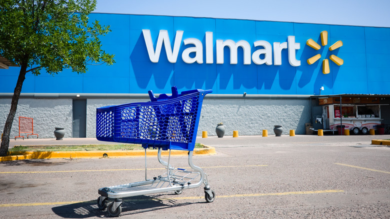 Walmart exterior