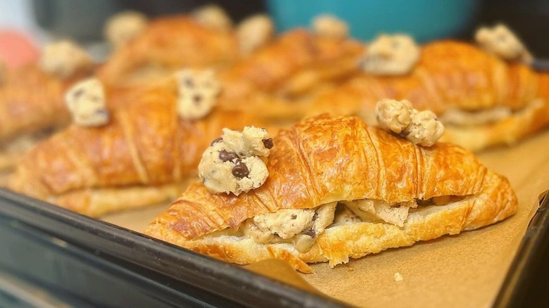 Tray of unbaked croissant cookies