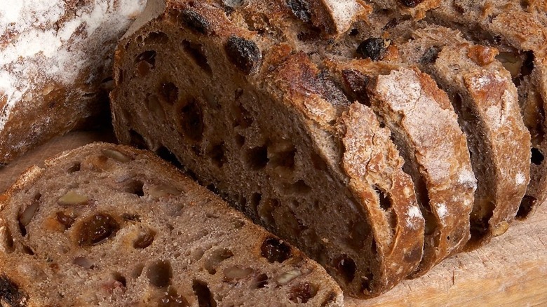 Cinnamon-Raisin-Walnut Bread slices