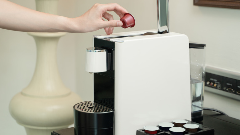 https://www.mashed.com/img/gallery/which-coffeemaker-is-for-you-keurig-vs-nespresso/intro-1694977244.jpg
