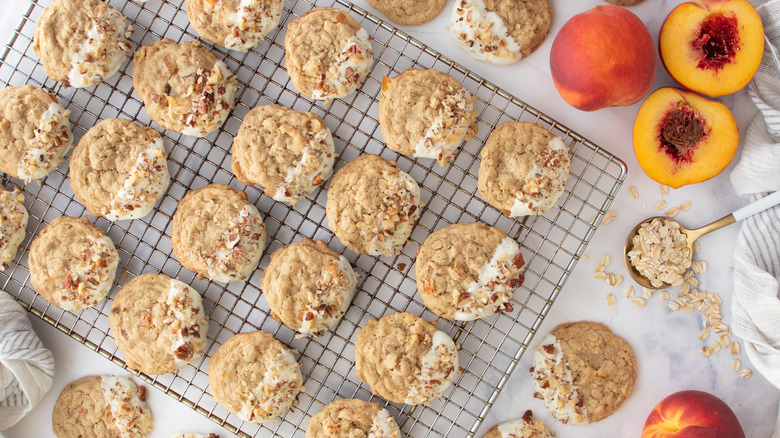 oatmeal cookies with peaches