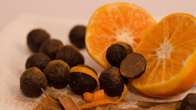 Chocolate truffles and oranges