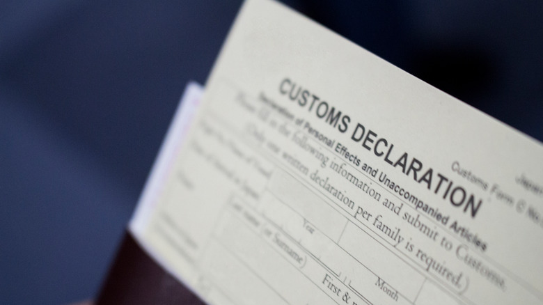 Generic customs form