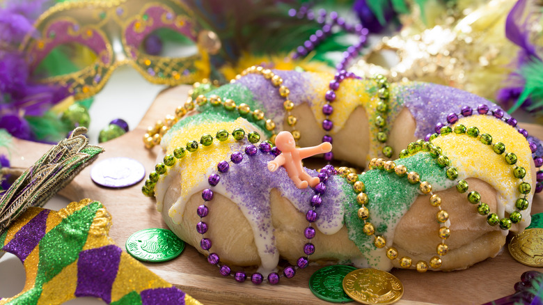 Mardi Gras king cake