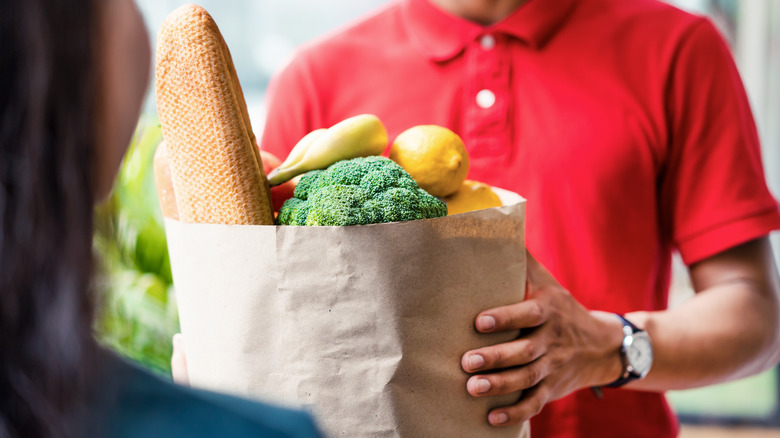 Grocery handoff 