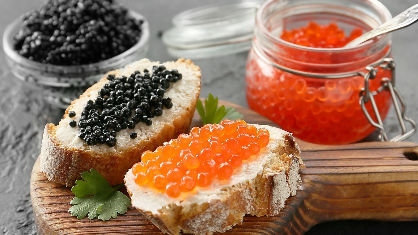 Why Bars Used To Give Away Free Caviar