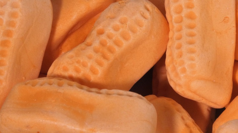 Close view of circus peanut pile