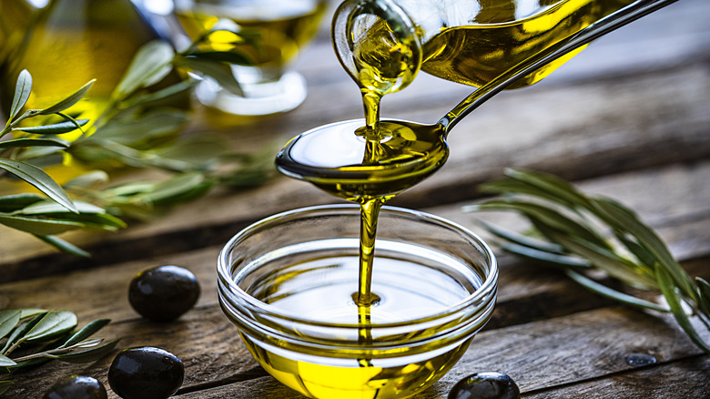 olive oil poured in bowl