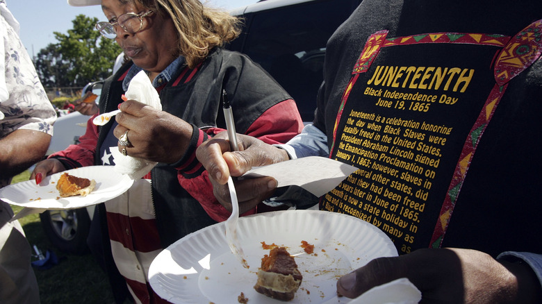 People eating pie on Juneteenth