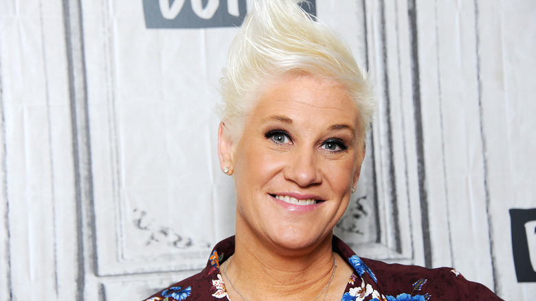 anne burrell smiling