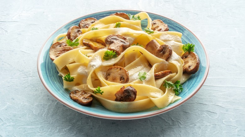 pappardelle ai funghi 