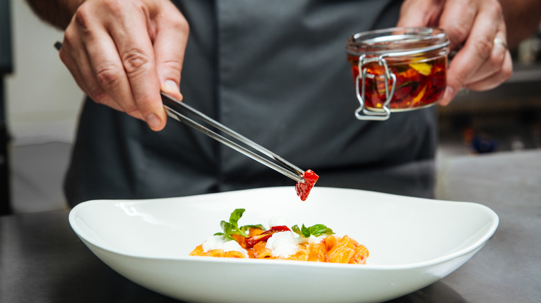 plating pasta