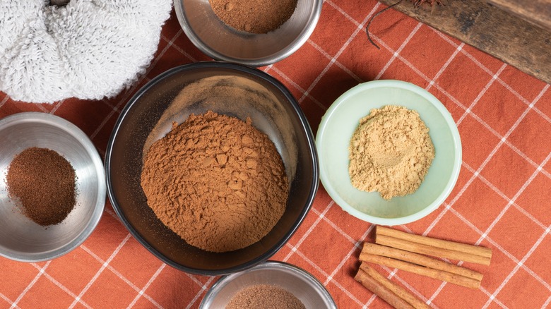 bowls of spices for pumpkin spice blend