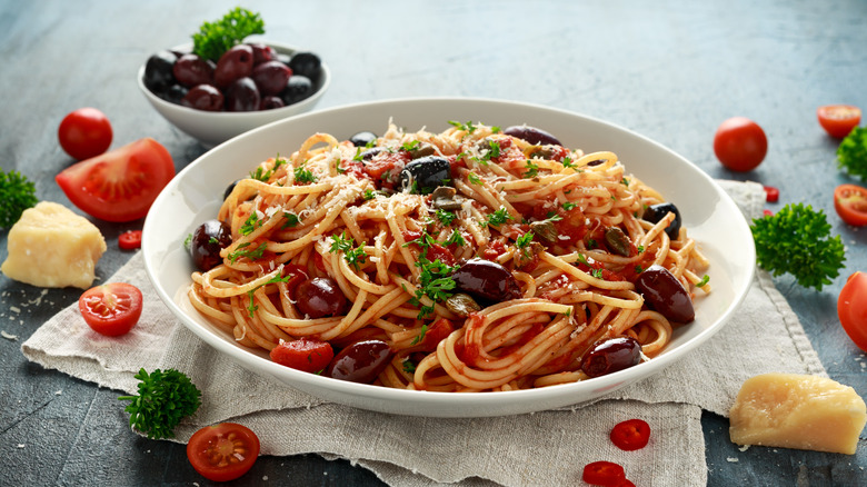 Pasta puttanesca in bowl