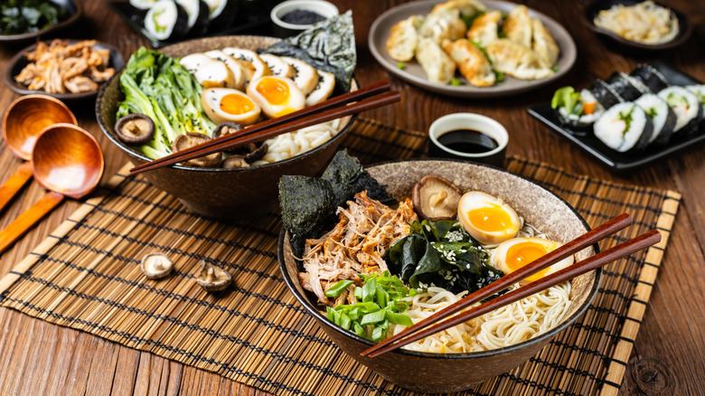 bowls of ramen