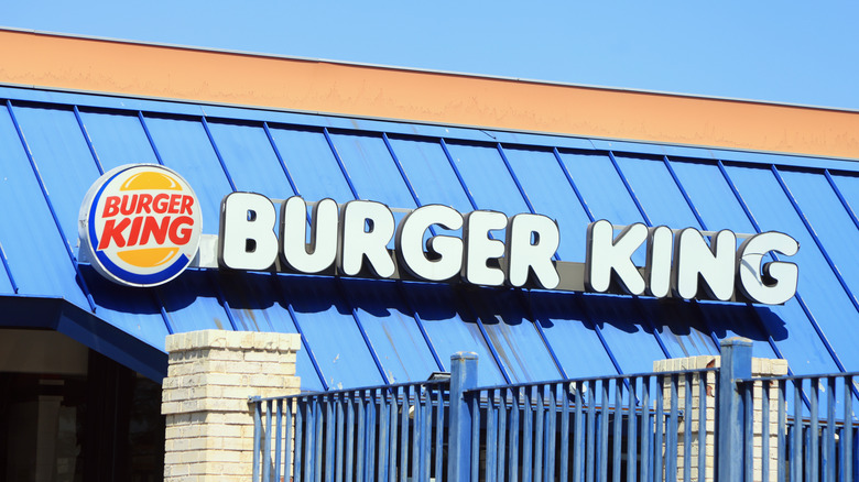 Burger King storefront 