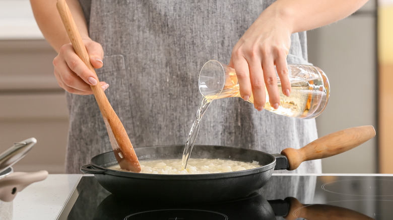 add wine to risotto