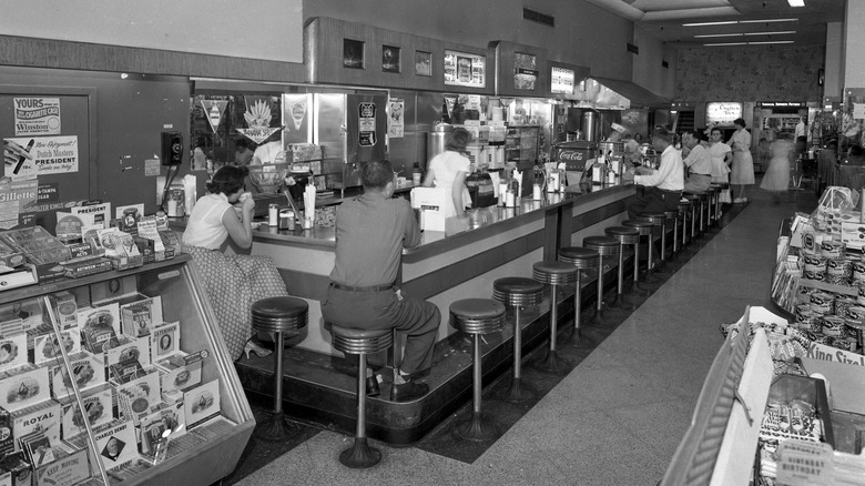 Pharmacy lunch counter