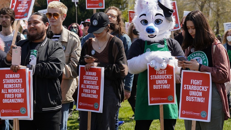 Starbucks union busting strike